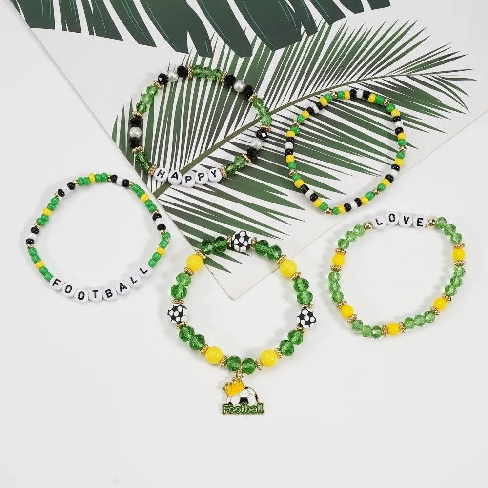 Lot de 5 bracelets empilables créatifs pour fans de football, motif chaussure verte, cadeau de football, personnalisable et modulable