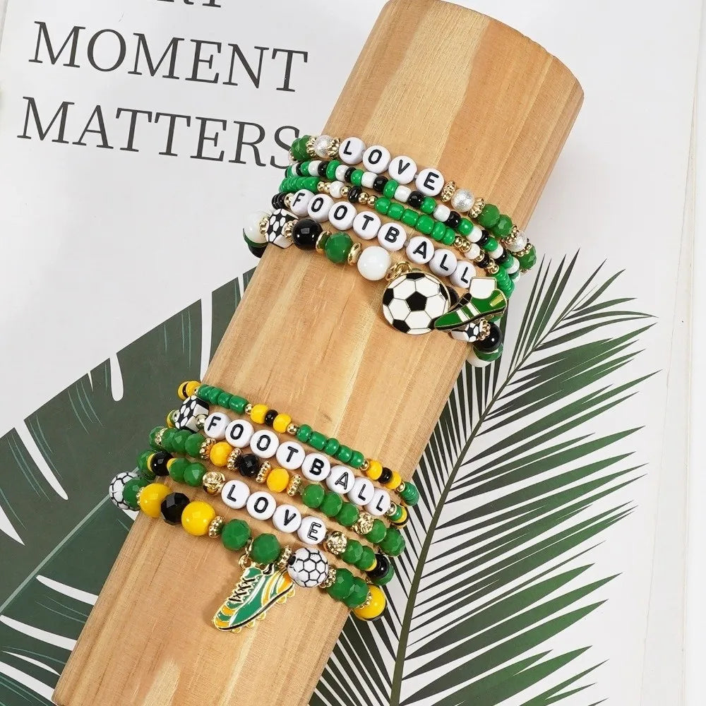 Lot de 5 bracelets empilables créatifs pour fans de football, motif chaussure verte, cadeau de football, personnalisable et modulable